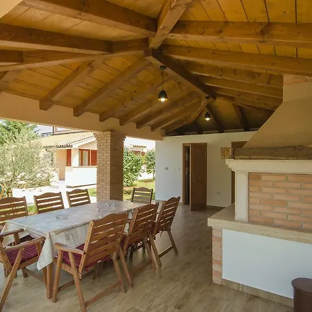 Villa Villa Vranici